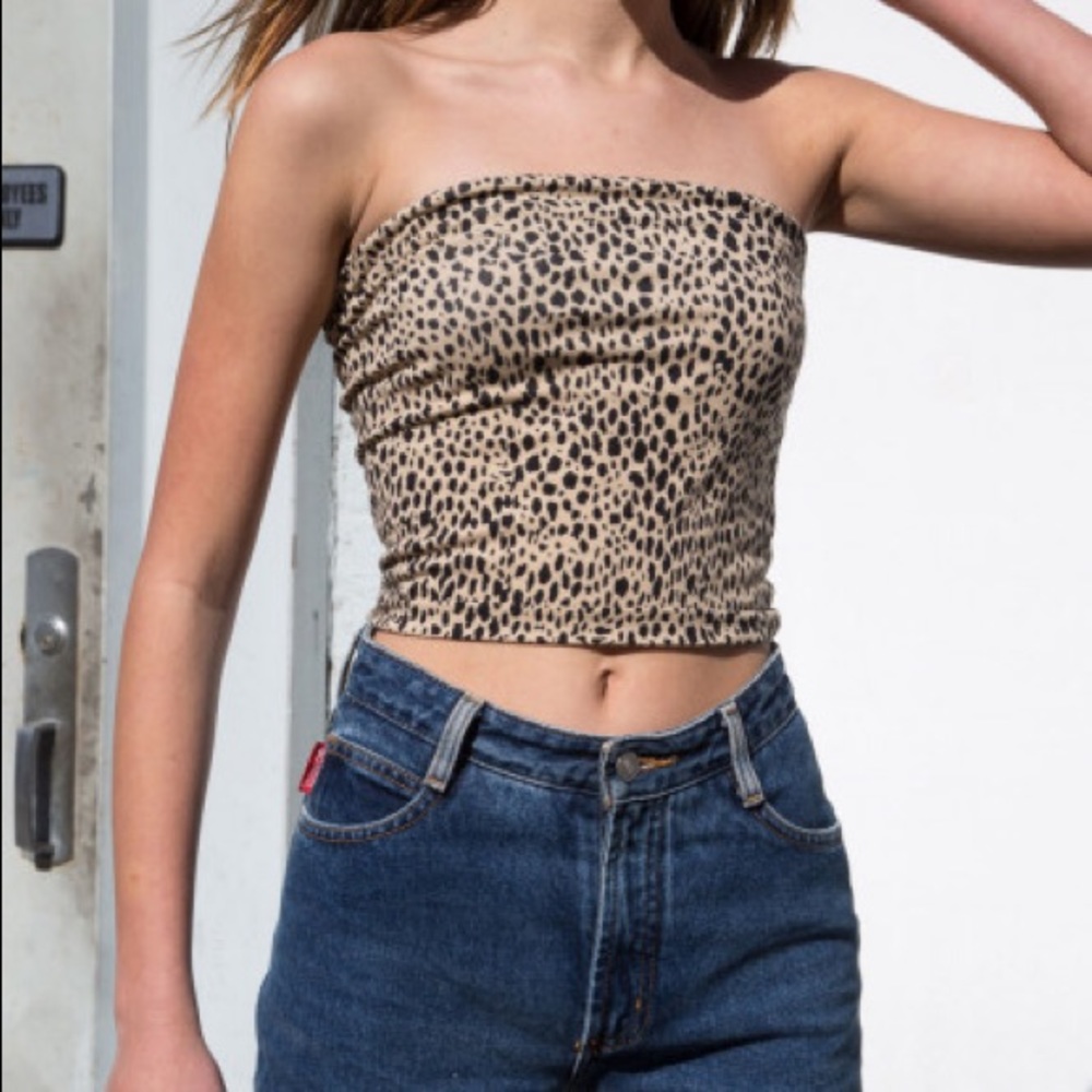 brandy melville cheeta tube top